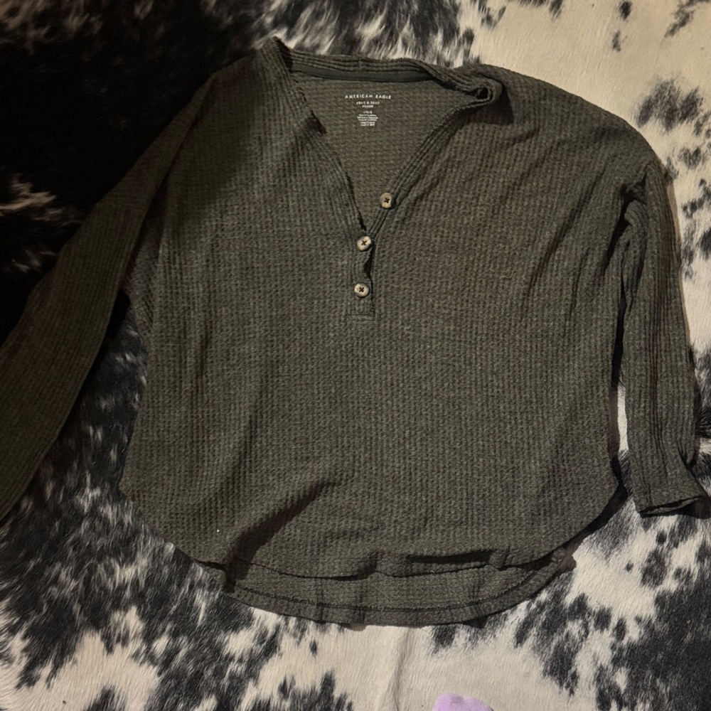 American Eagle Outfitters Charcoal Long Sleeve Henley
